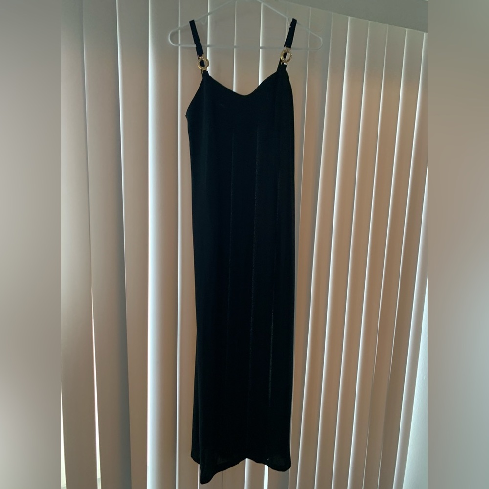 Gorgeous little black dress